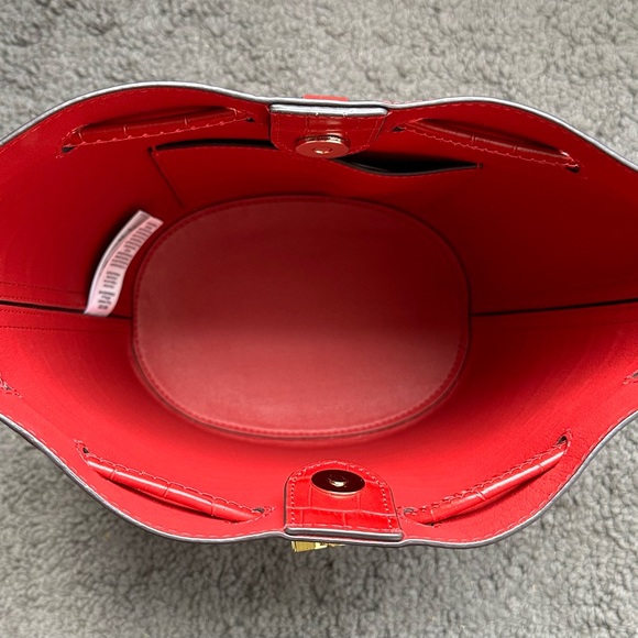 Lauren Ralph Lauren Andie Embossed Drawstring Bag - Red (Never Used) - Picture 4 of 5